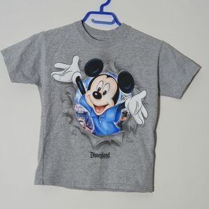 Disneyland Resort Graphic T-Shirt Mickey Mouse Gray Y2K Small Hanes Double Sided